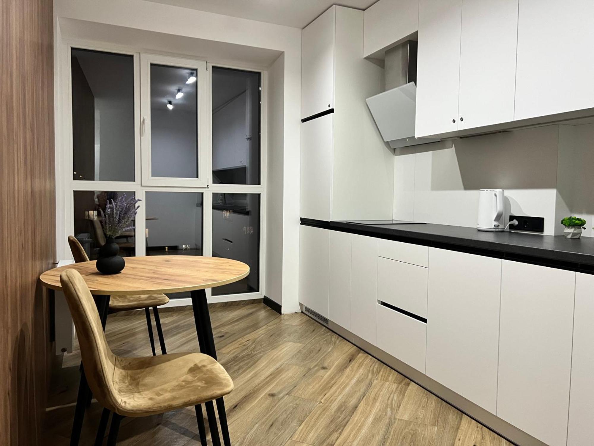 Апартаменти В Районі Автовокзалу Поблизу Обласноі Лікарні Жк Great House Rivne Exteriör bild